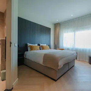 Hotel Boutique Herbergh Amsterdam Airport Free Parking