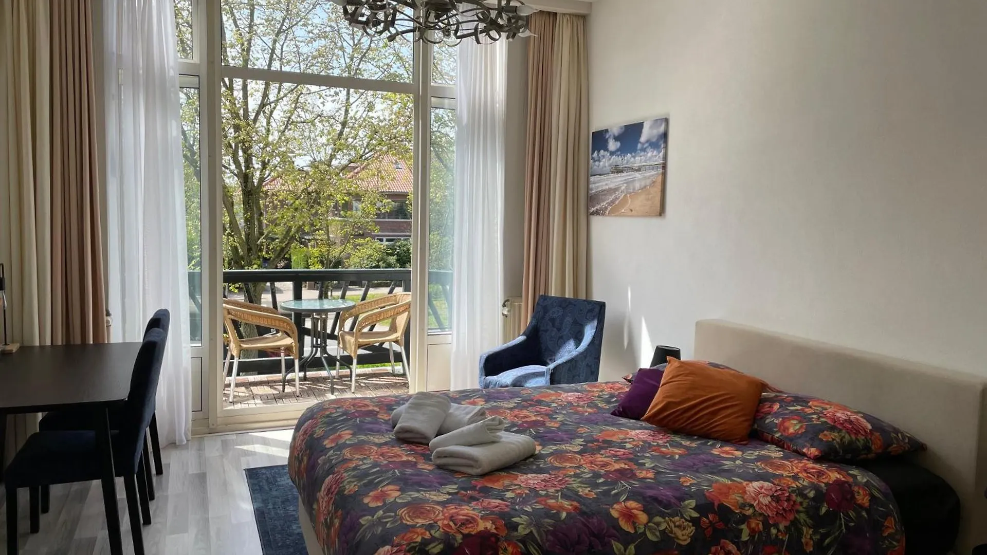 Aparthotel Plato By Hofstad Studio'S The Hague